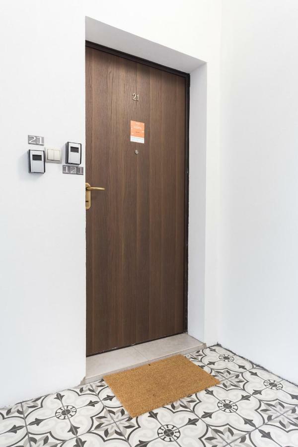 Apartments Mtp Poznan Maleckiego By Renters Екстер'єр фото