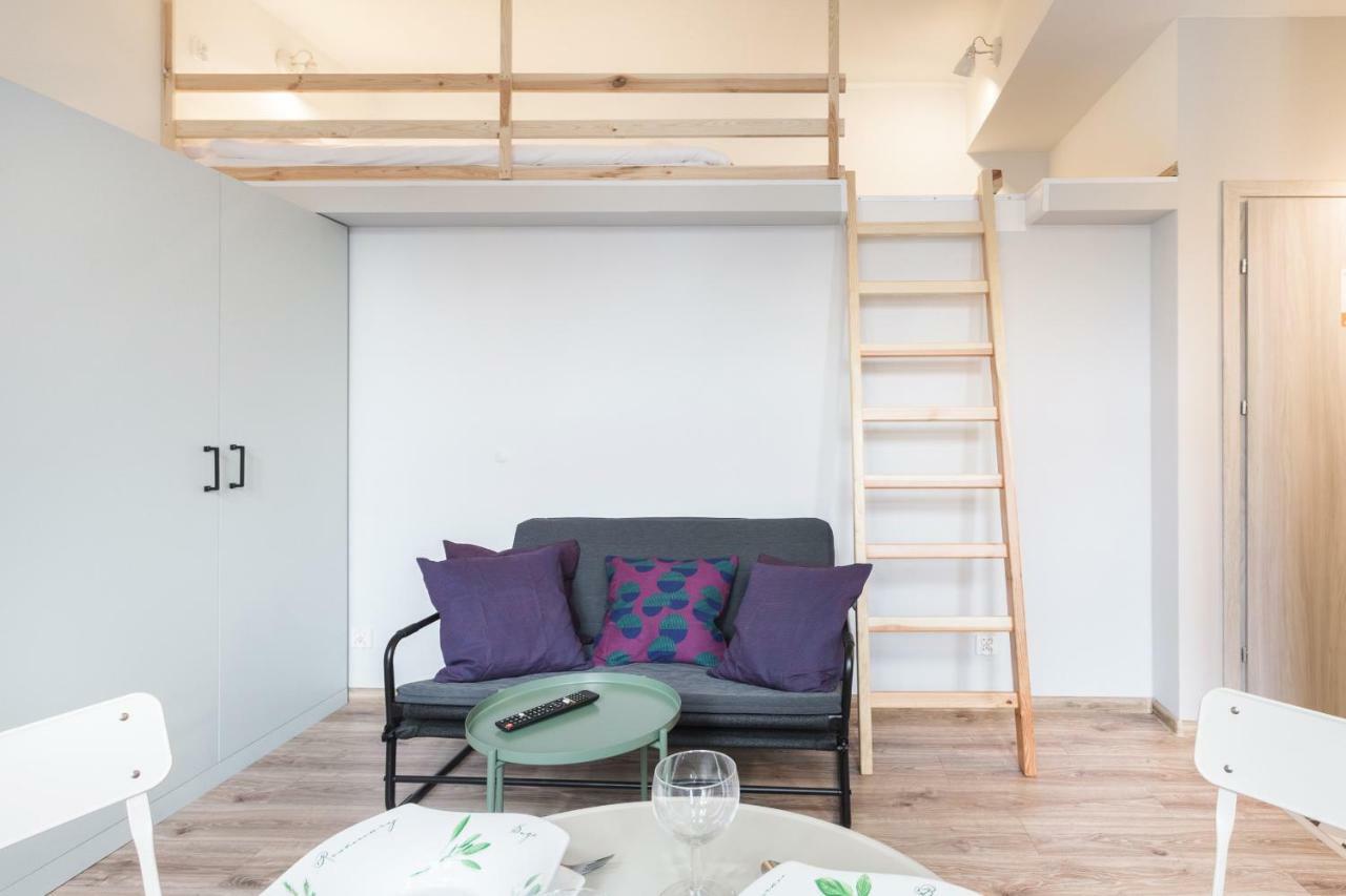 Apartments Mtp Poznan Maleckiego By Renters Екстер'єр фото