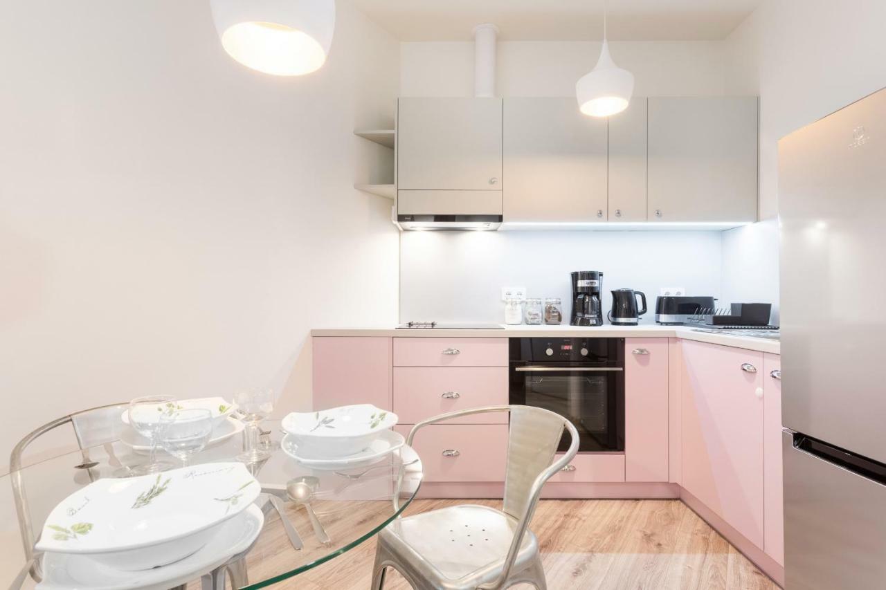 Apartments Mtp Poznan Maleckiego By Renters Екстер'єр фото
