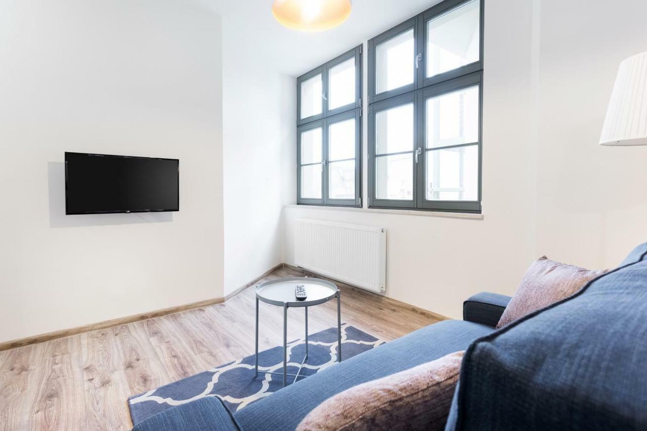 Apartments Mtp Poznan Maleckiego By Renters Екстер'єр фото